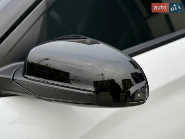 Білий Хендай Kona, об'ємом двигуна 0 л та пробігом 28 тис. км за 18700 $, фото 57 на Automoto.ua