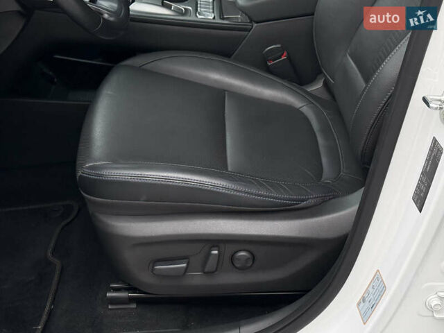 Білий Хендай Kona, об'ємом двигуна 0 л та пробігом 28 тис. км за 18700 $, фото 47 на Automoto.ua