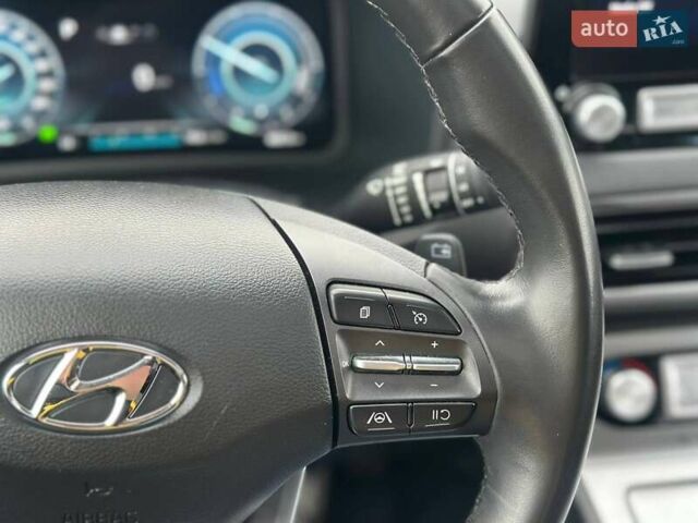 Білий Хендай Kona, об'ємом двигуна 0 л та пробігом 40 тис. км за 19999 $, фото 18 на Automoto.ua