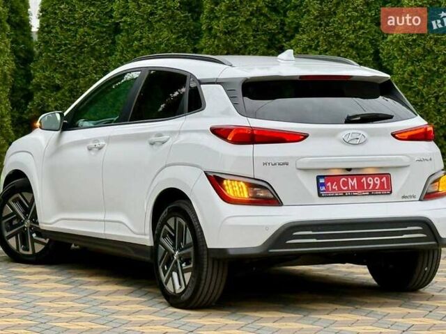Белый Хендай Kona, объемом двигателя 0 л и пробегом 31 тыс. км за 17999 $, фото 12 на Automoto.ua