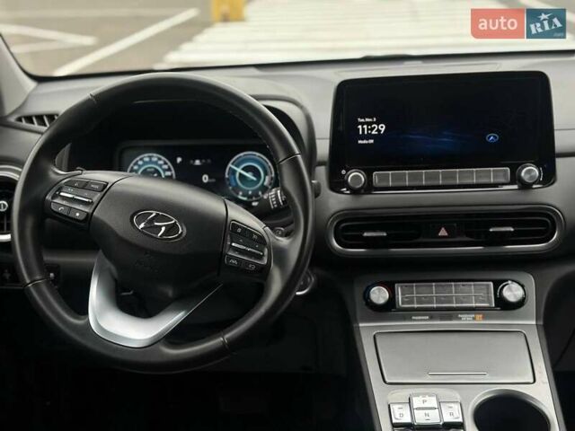 Білий Хендай Kona, об'ємом двигуна 0 л та пробігом 40 тис. км за 19999 $, фото 10 на Automoto.ua