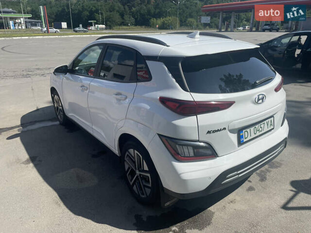 Білий Хендай Kona, об'ємом двигуна 0 л та пробігом 46 тис. км за 17500 $, фото 3 на Automoto.ua