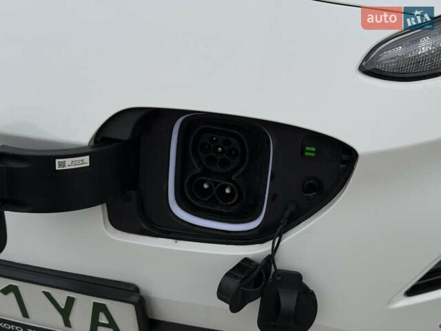 Білий Хендай Kona, об'ємом двигуна 0 л та пробігом 28 тис. км за 18700 $, фото 28 на Automoto.ua