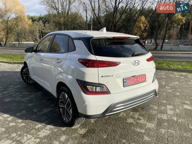 Білий Хендай Kona, об'ємом двигуна 0 л та пробігом 6 тис. км за 20900 $, фото 6 на Automoto.ua