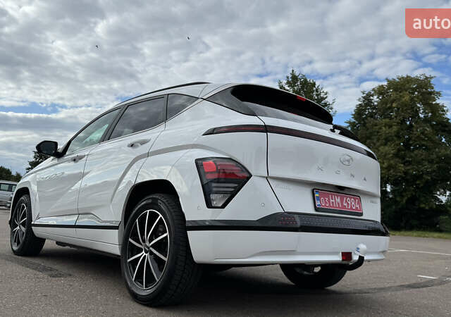 Белый Хендай Kona, объемом двигателя 0 л и пробегом 55 тыс. км за 24300 $, фото 9 на Automoto.ua