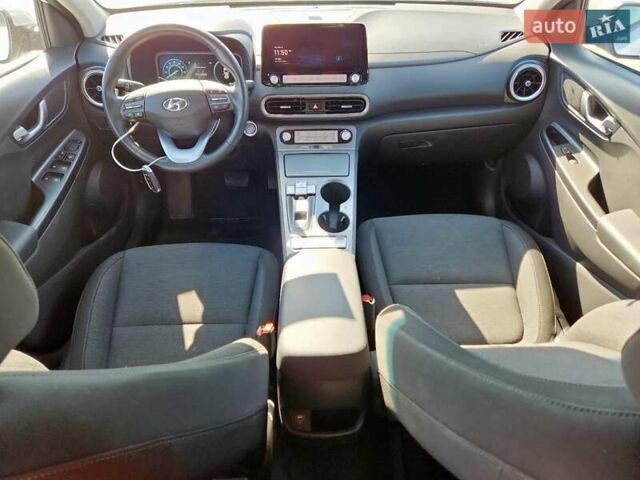 Білий Хендай Kona, об'ємом двигуна 0 л та пробігом 150 тис. км за 4700 $, фото 7 на Automoto.ua