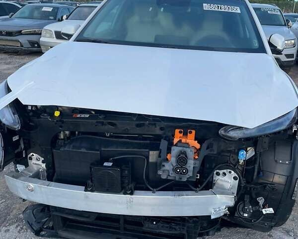 Белый Хендай Kona, объемом двигателя 0 л и пробегом 23 тыс. км за 14900 $, фото 47 на Automoto.ua