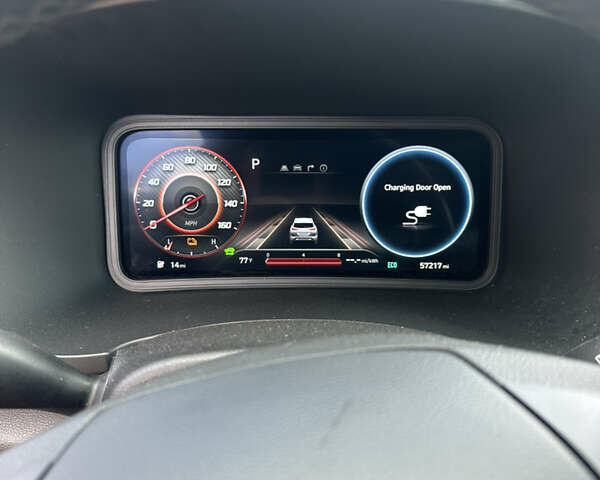 Белый Хендай Kona, объемом двигателя 0 л и пробегом 94 тыс. км за 14999 $, фото 7 на Automoto.ua
