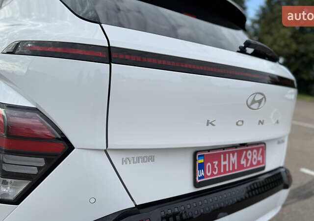 Белый Хендай Kona, объемом двигателя 0 л и пробегом 55 тыс. км за 24300 $, фото 16 на Automoto.ua