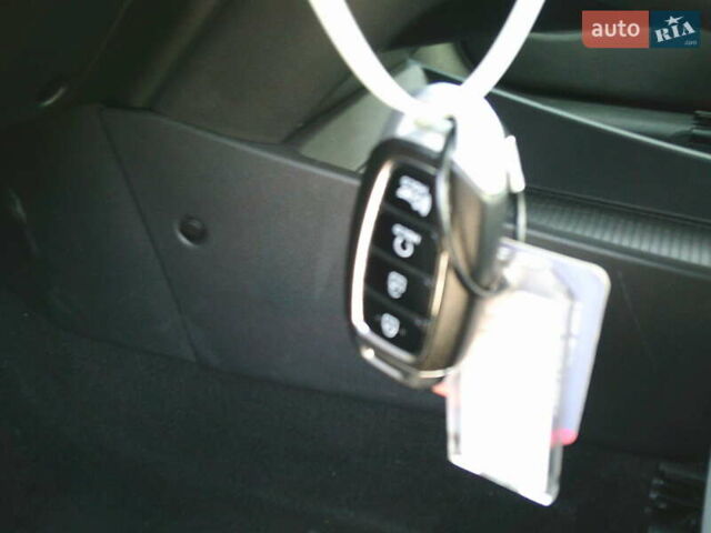 Белый Хендай Kona, объемом двигателя 0 л и пробегом 23 тыс. км за 14900 $, фото 33 на Automoto.ua