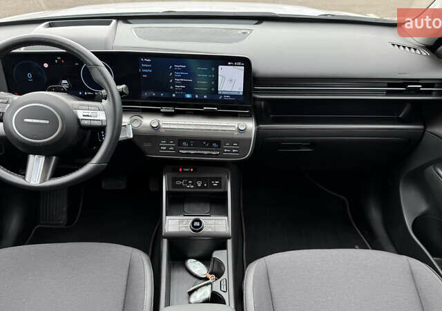 Белый Хендай Kona, объемом двигателя 0 л и пробегом 55 тыс. км за 24300 $, фото 37 на Automoto.ua