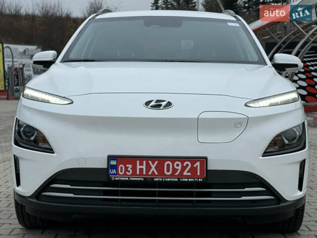 Белый Хендай Kona, объемом двигателя 0 л и пробегом 21 тыс. км за 17200 $, фото 8 на Automoto.ua