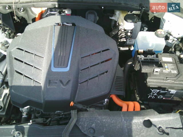 Белый Хендай Kona, объемом двигателя 0 л и пробегом 23 тыс. км за 14900 $, фото 23 на Automoto.ua