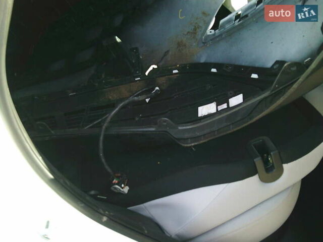 Белый Хендай Kona, объемом двигателя 0 л и пробегом 23 тыс. км за 14900 $, фото 18 на Automoto.ua