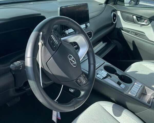 Белый Хендай Kona, объемом двигателя 0 л и пробегом 23 тыс. км за 14900 $, фото 62 на Automoto.ua