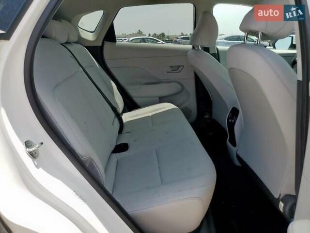 Хендай Kona 2023 у Луцьку на Automoto.ua Білий Хендай Kona, об'ємом двигуна 2 л та пробігом 29 тис. км за 8100 $, фото 10 на Automoto.ua