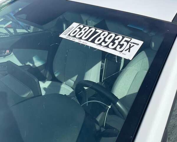 Белый Хендай Kona, объемом двигателя 0 л и пробегом 23 тыс. км за 14900 $, фото 55 на Automoto.ua