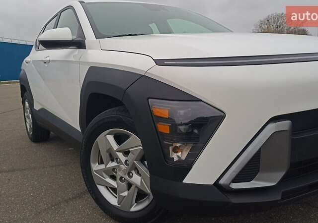 Белый Хендай Kona, объемом двигателя 2 л и пробегом 19 тыс. км за 26600 $, фото 15 на Automoto.ua