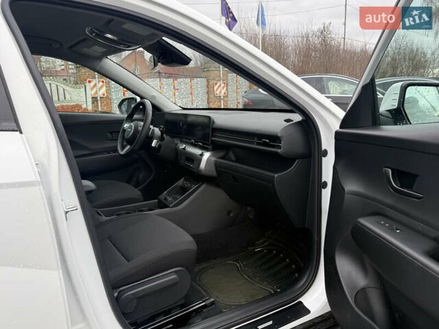 Белый Хендай Kona, объемом двигателя 2 л и пробегом 3 тыс. км за 25999 $, фото 6 на Automoto.ua