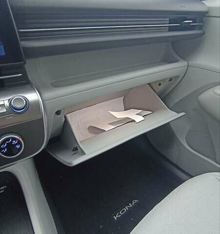 Белый Хендай Kona, объемом двигателя 2 л и пробегом 19 тыс. км за 26600 $, фото 25 на Automoto.ua