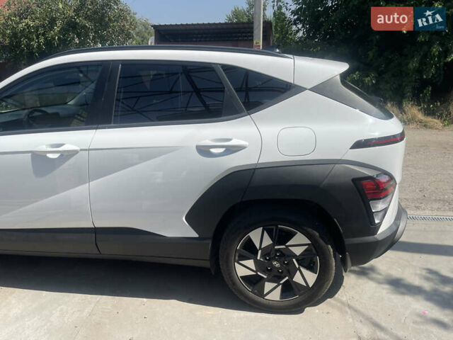 Белый Хендай Kona, объемом двигателя 2 л и пробегом 3 тыс. км за 27500 $, фото 35 на Automoto.ua