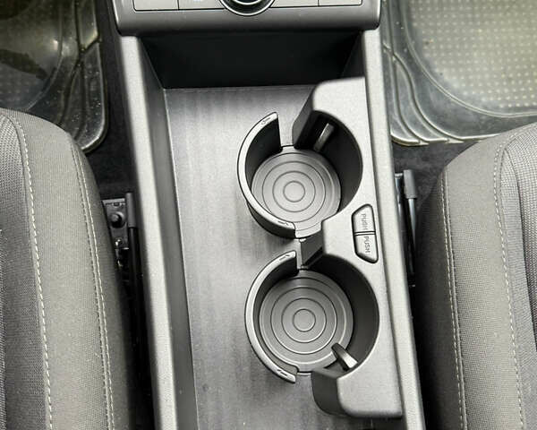 Белый Хендай Kona, объемом двигателя 2 л и пробегом 3 тыс. км за 25999 $, фото 11 на Automoto.ua