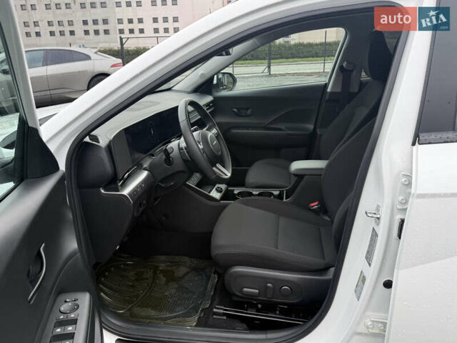 Белый Хендай Kona, объемом двигателя 2 л и пробегом 3 тыс. км за 25999 $, фото 9 на Automoto.ua