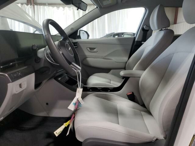 Белый Хендай Kona, объемом двигателя 0 л и пробегом 12 тыс. км за 22000 $, фото 6 на Automoto.ua