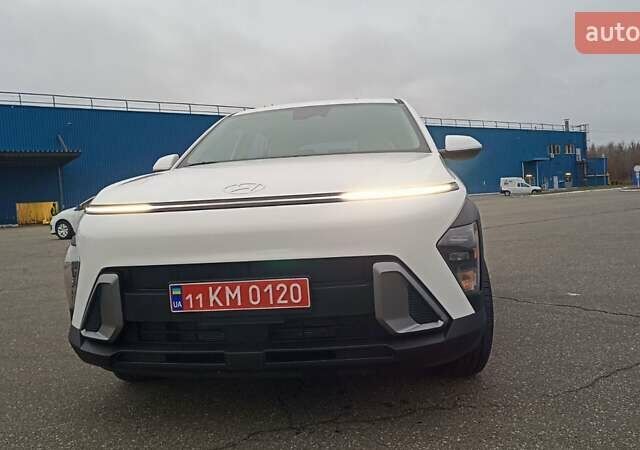 Белый Хендай Kona, объемом двигателя 2 л и пробегом 19 тыс. км за 26600 $, фото 5 на Automoto.ua