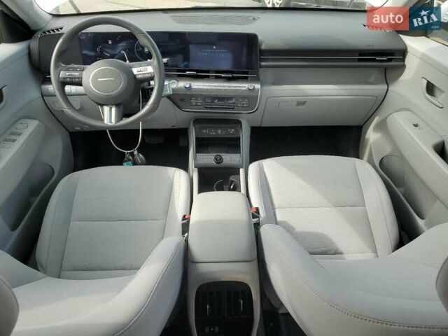 Белый Хендай Kona, объемом двигателя 2 л и пробегом 10 тыс. км за 7400 $, фото 7 на Automoto.ua