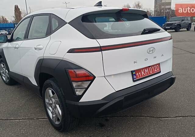 Белый Хендай Kona, объемом двигателя 2 л и пробегом 19 тыс. км за 26600 $, фото 8 на Automoto.ua