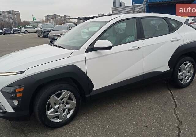 Белый Хендай Kona, объемом двигателя 2 л и пробегом 19 тыс. км за 26600 $, фото 1 на Automoto.ua
