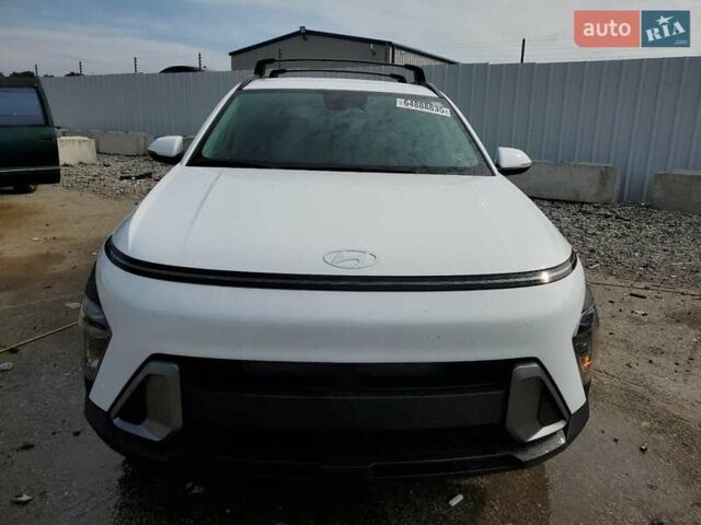 Белый Хендай Kona, объемом двигателя 2 л и пробегом 10 тыс. км за 7400 $, фото 4 на Automoto.ua