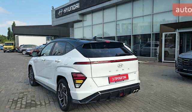 Білий Хендай Kona, об'ємом двигуна 1.58 л та пробігом 8 тис. км за 33700 $, фото 19 на Automoto.ua
