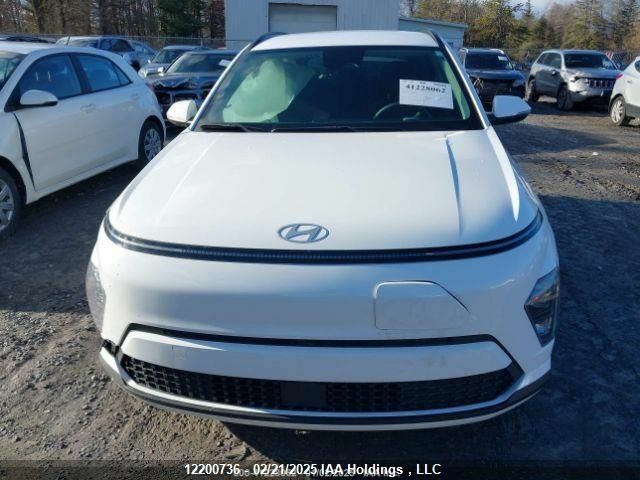 Білий Хендай Kona, об'ємом двигуна 0 л та пробігом 4 тис. км за 15300 $, фото 1 на Automoto.ua