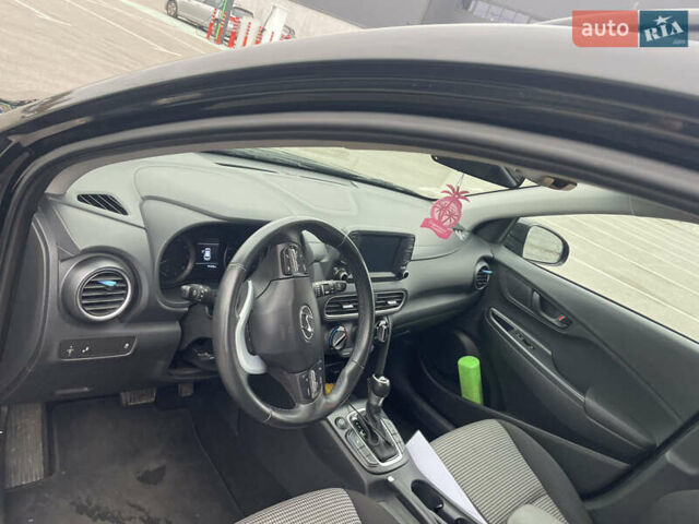 Хендай Kona 2018 в Буче на Automoto.ua Черный Хендай Kona, объемом двигателя 2 л и пробегом 150 тыс. км за 15000 $, фото 4 на Automoto.ua