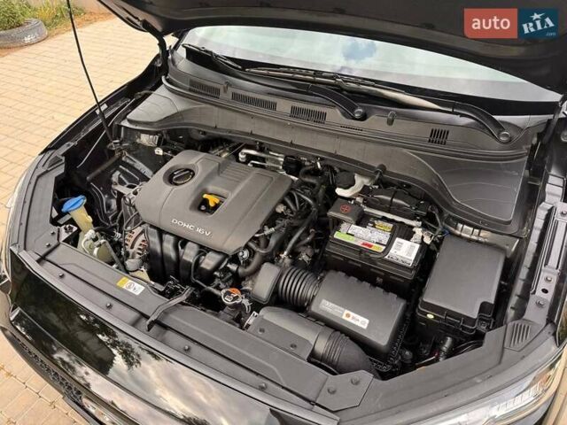 Черный Хендай Kona, объемом двигателя 2 л и пробегом 171 тыс. км за 15200 $, фото 21 на Automoto.ua