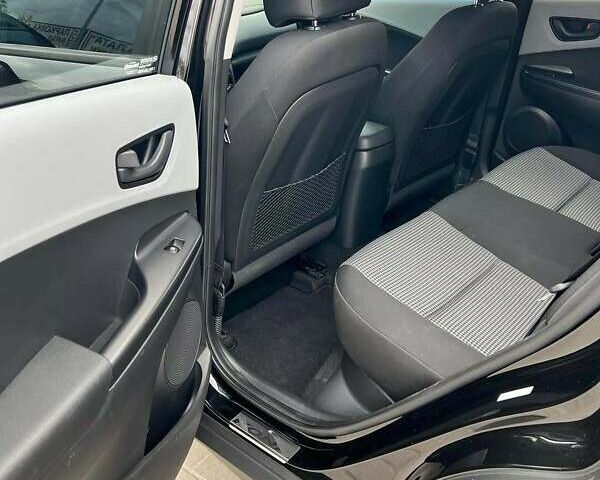 Хендай Kona 2018 в Львове на Automoto.ua Черный Хендай Kona, объемом двигателя 2 л и пробегом 83 тыс. км за 15800 $, фото 8 на Automoto.ua