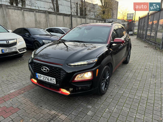 Черный Хендай Kona, объемом двигателя 2 л и пробегом 80 тыс. км за 11200 $, фото 3 на Automoto.ua
