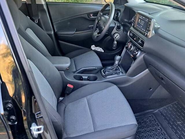 Черный Хендай Kona, объемом двигателя 2 л и пробегом 171 тыс. км за 15200 $, фото 18 на Automoto.ua