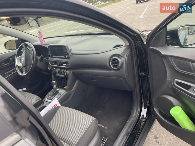 Хендай Kona 2018 в Буче на Automoto.ua Черный Хендай Kona, объемом двигателя 2 л и пробегом 150 тыс. км за 15000 $, фото 7 на Automoto.ua