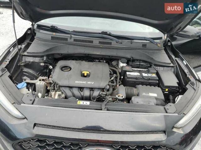 Чорний Хендай Kona, об'ємом двигуна 2 л та пробігом 128 тис. км за 2900 $, фото 11 на Automoto.ua