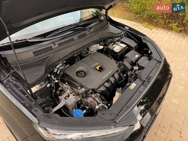 Черный Хендай Kona, объемом двигателя 2 л и пробегом 171 тыс. км за 15200 $, фото 22 на Automoto.ua