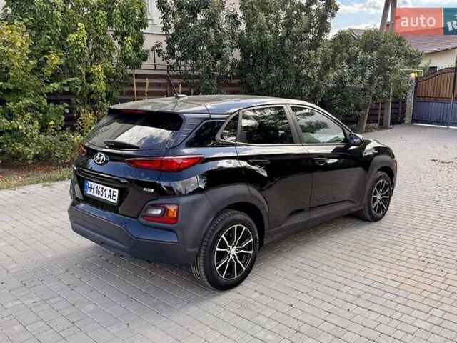 Черный Хендай Kona, объемом двигателя 2 л и пробегом 171 тыс. км за 15200 $, фото 5 на Automoto.ua