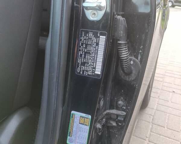 Черный Хендай Kona, объемом двигателя 2 л и пробегом 117 тыс. км за 15600 $, фото 7 на Automoto.ua