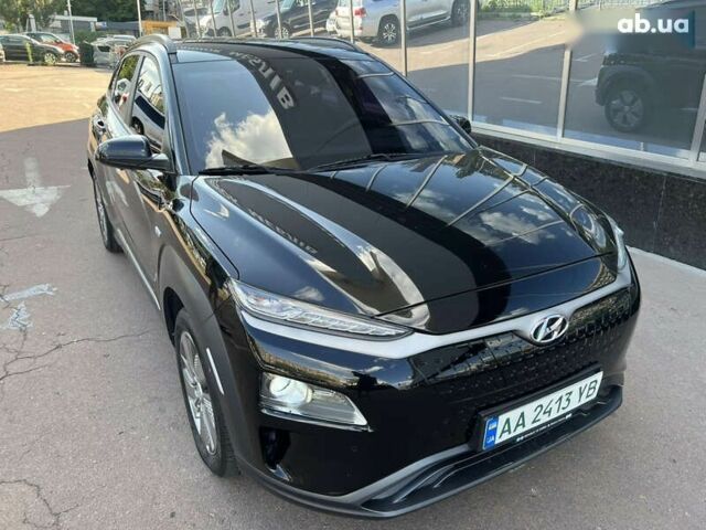 Чорний Хендай Kona, об'ємом двигуна 0 л та пробігом 40 тис. км за 17900 $, фото 14 на Automoto.ua