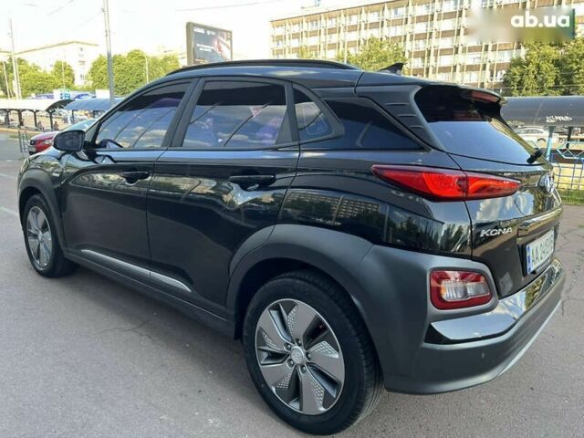 Чорний Хендай Kona, об'ємом двигуна 0 л та пробігом 40 тис. км за 17900 $, фото 8 на Automoto.ua