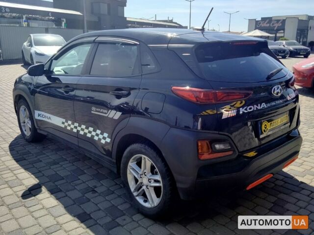 Черный Хендай Kona, объемом двигателя 2 л и пробегом 48 тыс. км за 15990 $, фото 4 на Automoto.ua