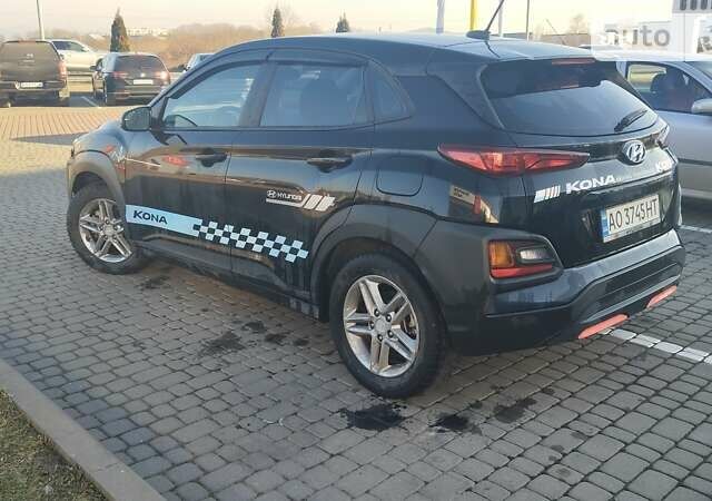 Чорний Хендай Kona, об'ємом двигуна 2 л та пробігом 46 тис. км за 15700 $, фото 5 на Automoto.ua