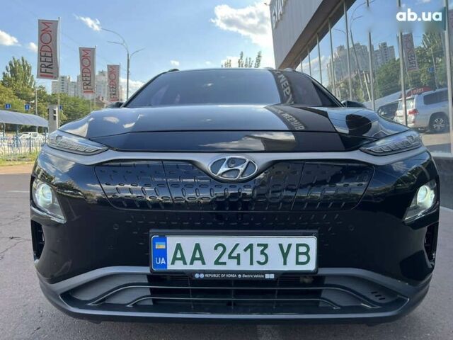 Чорний Хендай Kona, об'ємом двигуна 0 л та пробігом 40 тис. км за 17900 $, фото 13 на Automoto.ua
